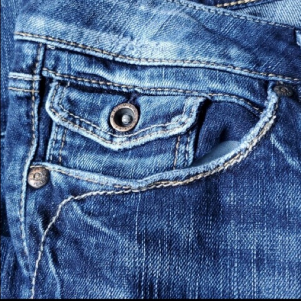 Silver Elyssa Capris - image 3